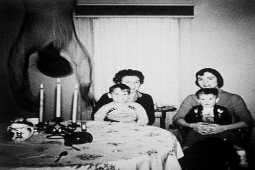 10 bức ảnh ẩn chứa sự thật đáng sợ khiến bạn sởn gai ốc